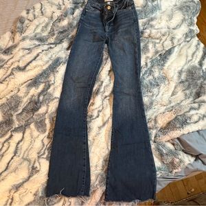 FRAME Flare Jeans